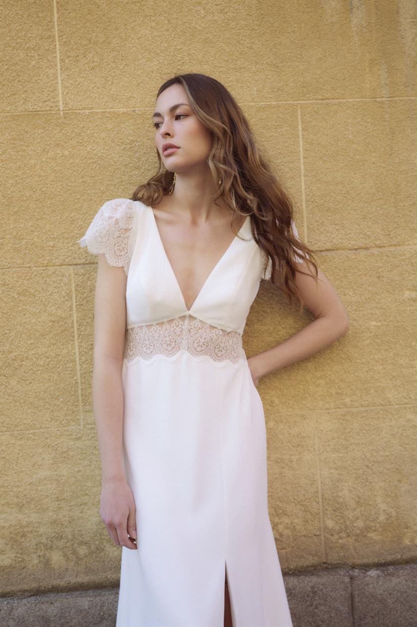 Rembo-Bridal Reine